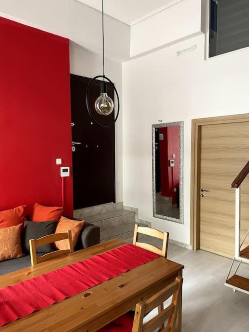 Comfy Apartment With Low Ceiling Attic Athen Exterior foto