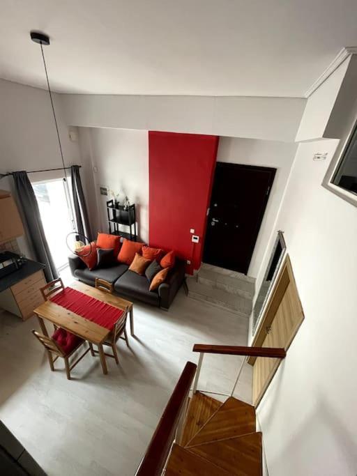 Comfy Apartment With Low Ceiling Attic Athen Exterior foto